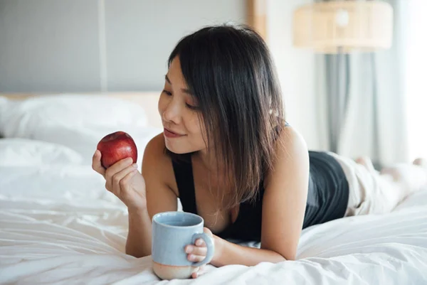 Maçã e café