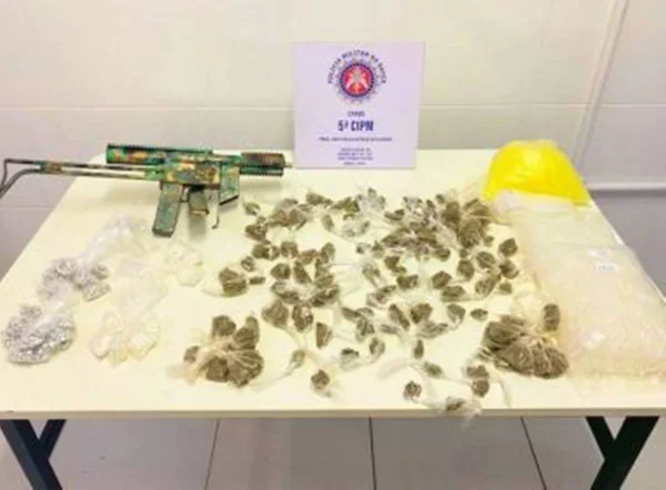 Suspeito de tráfico morre em confronto com a PM na Bahia