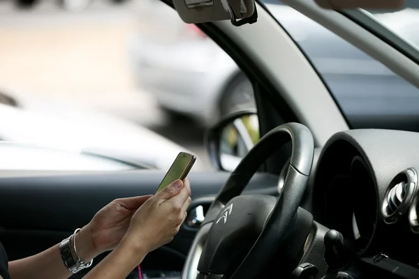CRLV digital: saiba como baixar o documento do carro