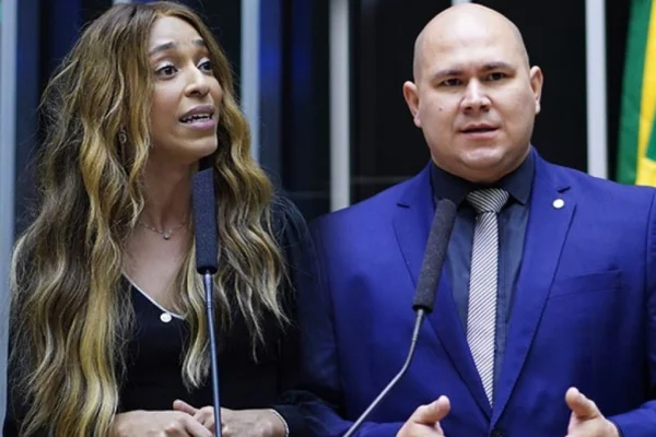Imagem colorida, Érika Hilton e Abílio Brunini - Metrópoles