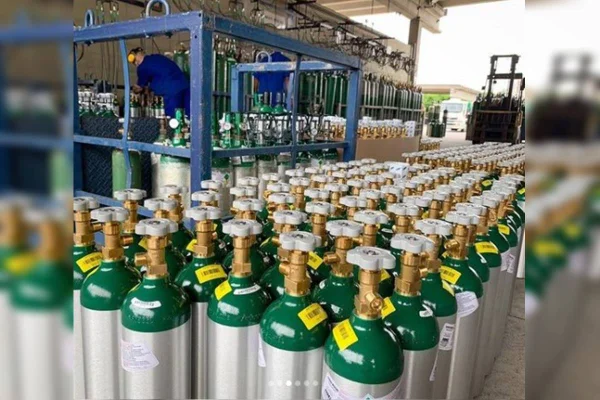 Ibrachina viabiliza envio de 1.700 cilindros de oxigênio para Manaus