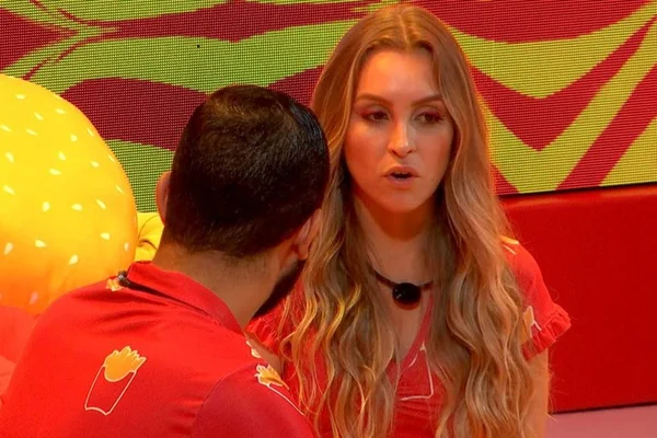 Gil e Carla no BBB21