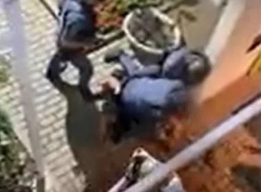 Vídeo: fisiculturista morre após PM sufocá-lo com joelho no pescoço