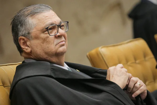 Para ala do PL, aposentadoria de ministros do STF é melhor que impeachment - destaque galeria