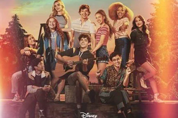 Foto colorida de um grupo de adolescentes- Metrópoles