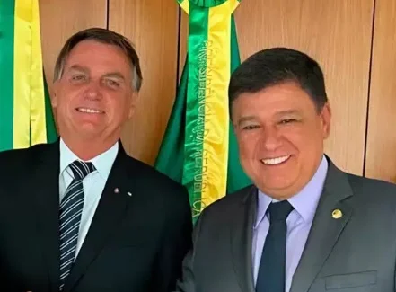 Mágoa de Bolsonaro com Zema faz candidatura do PL ganhar força em MG