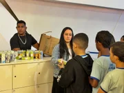 Visita foi encerrada com lanche coletivo preparado pela organização Visita foi encerrada com lanche coletivo preparado pela organização