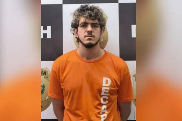 Imagem colorida mostra acusado pelo assassinato de ariane - Metrópoles