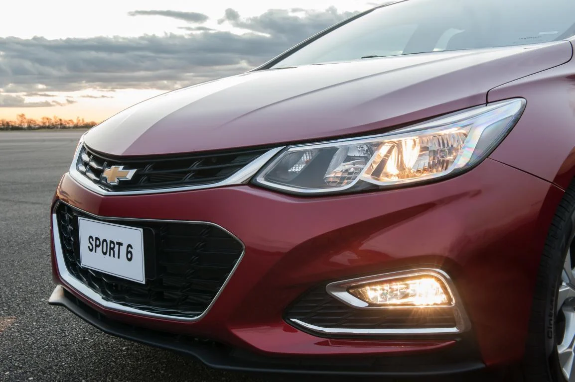 Preços do novo Cruze Sport6 começam em R$ 89.990 e chegam a R$ 112.540 - imagem 6 Preços do novo Cruze Sport6 começam em R$ 89.990 e chegam a R$ 112.540 - imagem 6