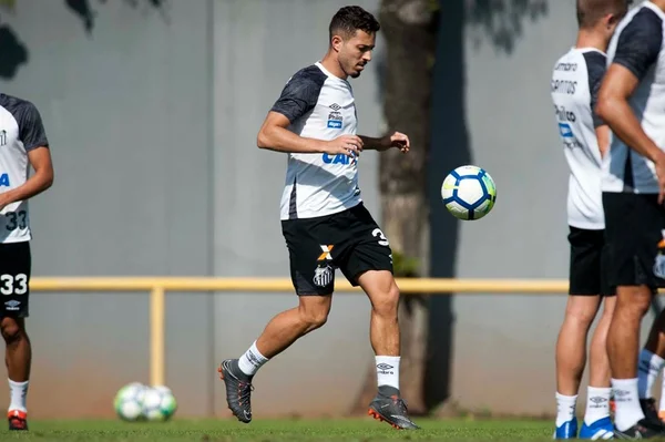 Jean Mota se desculpa por desabafo após derrota do Santos em clássico