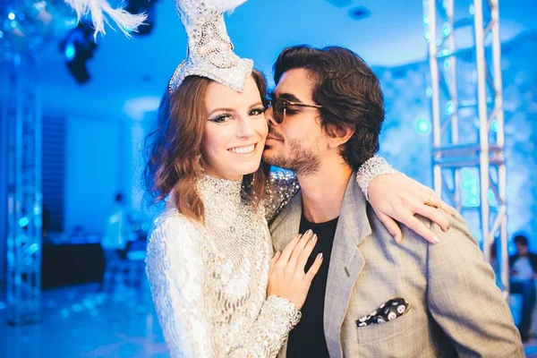 Gabriella Constantino celebra seus 26 anos com festa Disco Ball