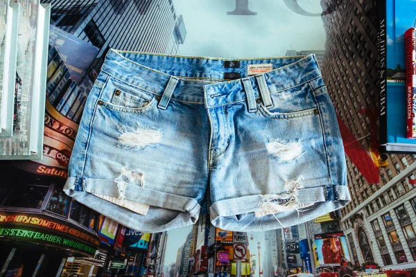 Pode votar de bermuda? E sem camisa? Veja regras