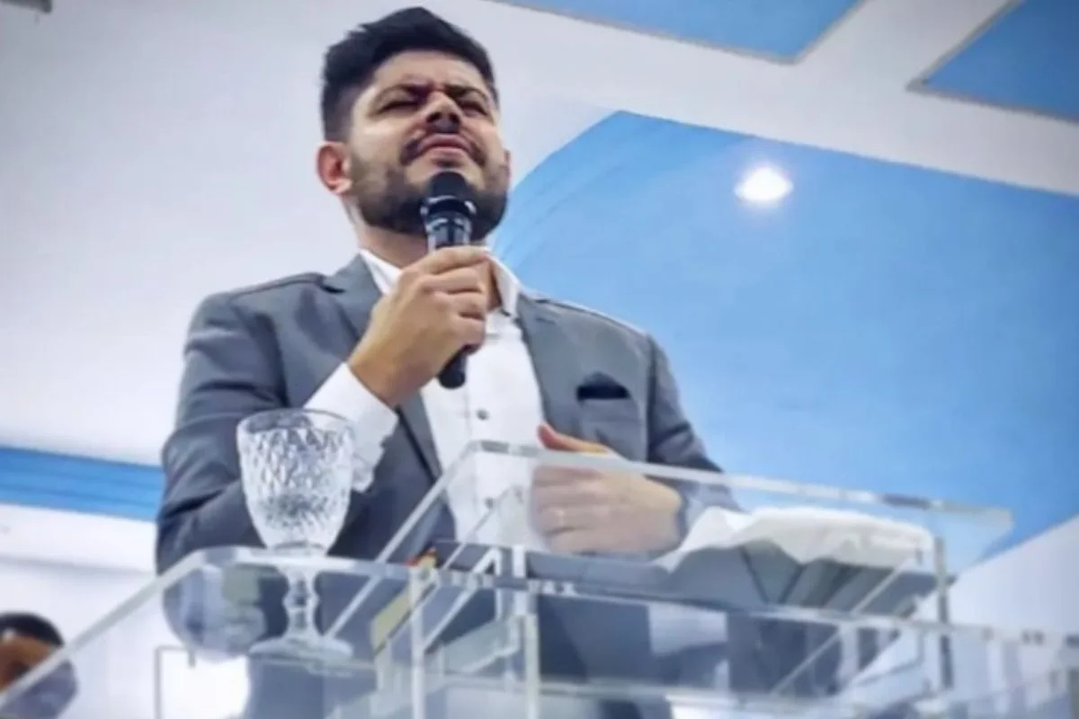Pastor preso publicava vídeos e mensagens religiosas nas redes sociais. Pastor preso publicava vídeos e mensagens religiosas nas redes sociais.