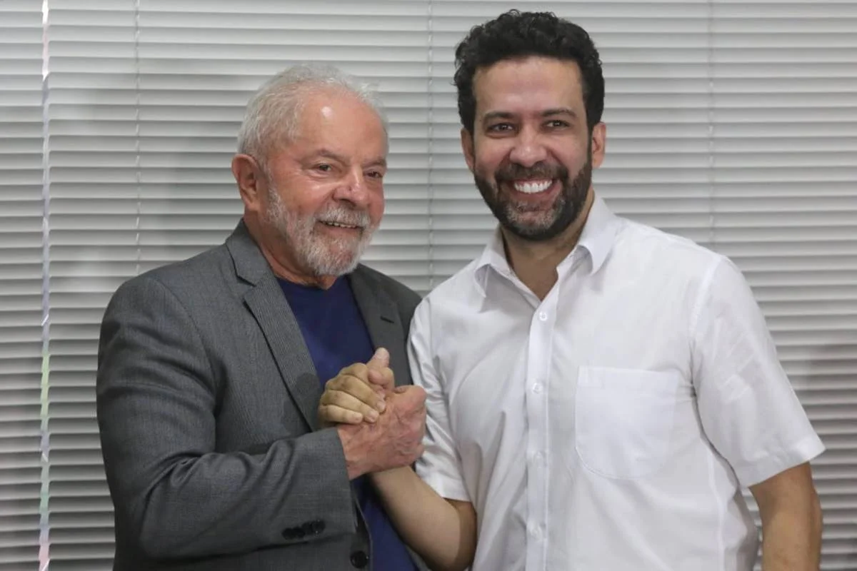Janones se junta a Ana Elisa e Pedro Rousseff em missão por vitória de Lula