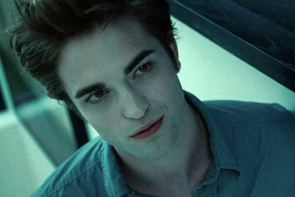Foto colorida de Robert Pattinson - Metrópoles
