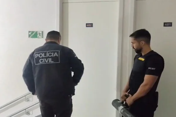 Grupo usava senha de servidora do Detran-DF para transferir carros