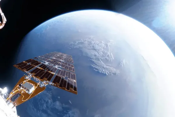 Imagem colorida do telescópio Swift no espaço - Metrópoles