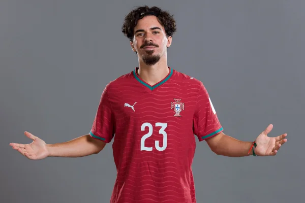 Foto colorida de Vitinha - Metrópoles