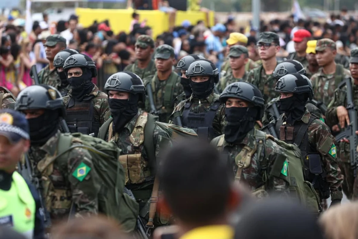 Apresentação do exército em desfile de 7 de setembro Apresentação do exército em desfile de 7 de setembro