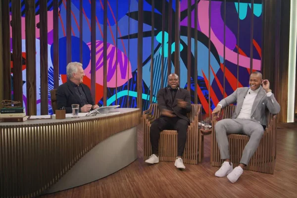 Conversa com Bial recebe Léo Santana e Érico Brás