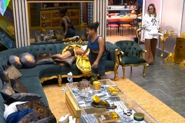 Milena soltou um pum no rosto de Jonas no BBB