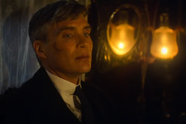 Imagem colorida de Cillian Murphy no novo filme de Peaky Blinders - Metrópoles