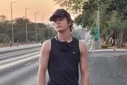 Um dos criminosos esfaqueou Bernardo e levou os bens do jovem e de Anna Lívia Um dos criminosos esfaqueou Bernardo e levou os bens do jovem e de Anna Lívia