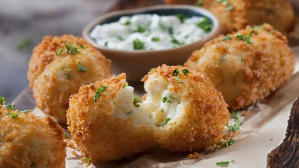 Bolinha de queijo