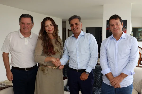 Deputada Paula Belmonte assume a presidência do PSDB-DF