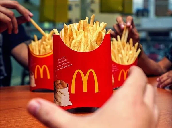 Homem viraliza ao revelar segredo de batatas fritas do McDonald’s