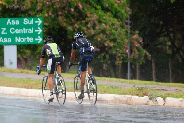 Inmet prevê 50% de chance de chuva para o DF nesta segunda-feira