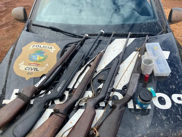 Cinco armas foram apreendidas em Formosa Cinco armas foram apreendidas em Formosa