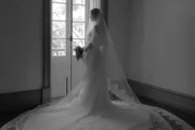 Giulia Be durante casamento com Conor Kennedy