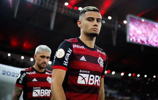 Imagem colorida de Andreas Pereira pelo Flamengo