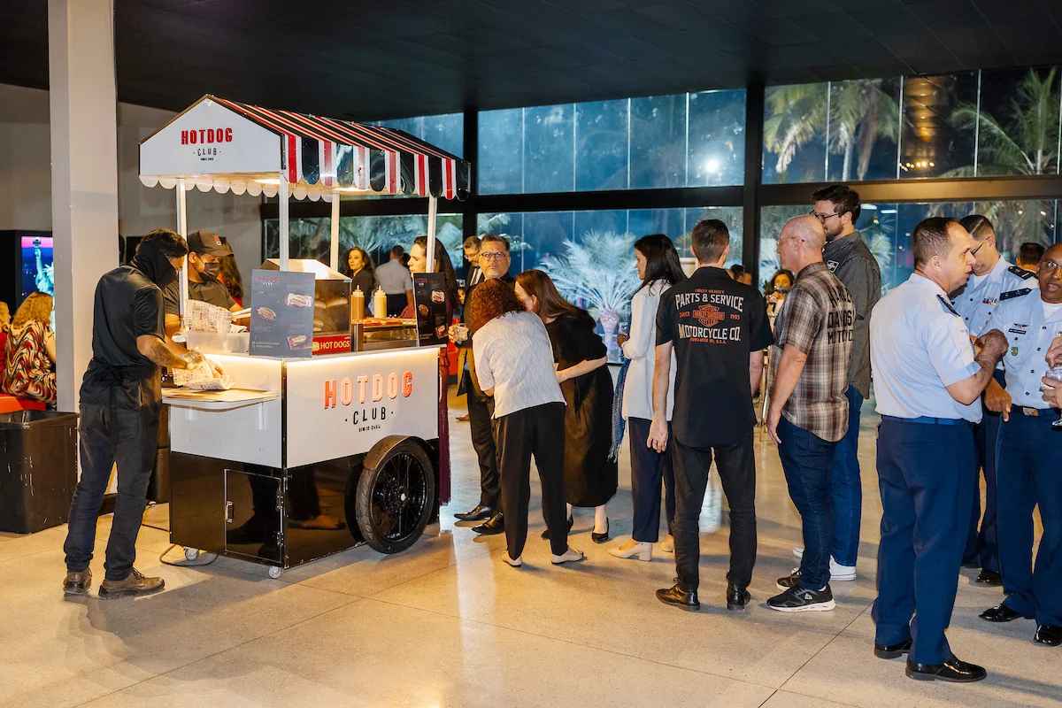 Hot-dog típico dos EUA Hot-dog típico dos EUA