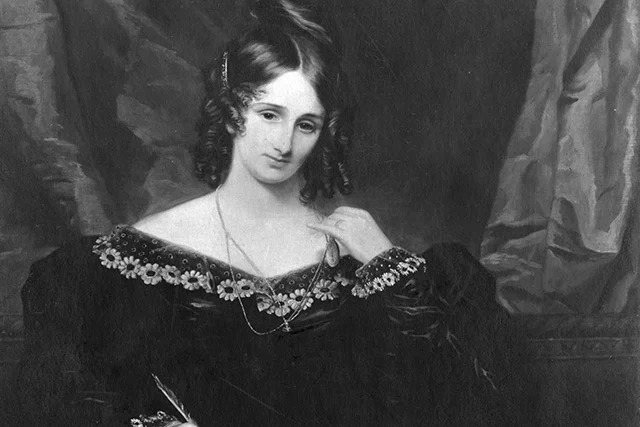 O livro Frankenstein foi publicado pela primeira vez em 1818. A obra foi comercializada de forma anônima, mas foi escrita por Mary Wollstonecraft Shelley. Por muitos anos, se acreditou que o marido dela, o poeta Percy Bysshe Shelley, fosse o autor do livro, uma vez que escreveu o prefácio. Só cinco anos depois o nome de Mary foi creditado à obra, mas muitos continuaram afirmando que Percy era o autor. O livro Frankenstein foi publicado pela primeira vez em 1818. A obra foi comercializada de forma anônima, mas foi escrita por Mary Wollstonecraft Shelley. Por muitos anos, se acreditou que o marido dela, o poeta Percy Bysshe Shelley, fosse o autor do livro, uma vez que escreveu o prefácio. Só cinco anos depois o nome de Mary foi creditado à obra, mas muitos continuaram afirmando que Percy era o autor.