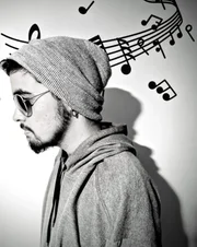 O artista explicou que as empresas "definitivamente não" se movimentam para incluir artistas com PCD O artista explicou que as empresas "definitivamente não" se movimentam para incluir artistas com PCD
