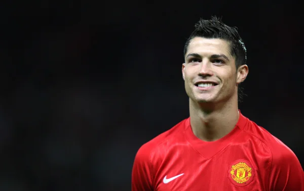 Cristiano Ronaldo terá salário astronômico no United; Saiba quanto