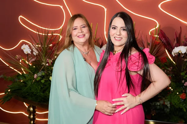 Ana Cláudia e Maria Gabriella Miziara celebram a vida em dose dupla