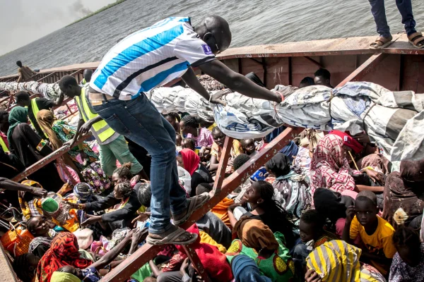 Imagem colorida de crise humanitária no Sudão do Sul - Metrópoles