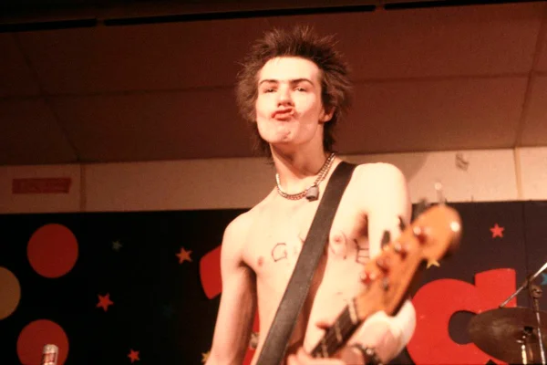 Sid Vicious, da banda Sex Pistols - Metrópoles