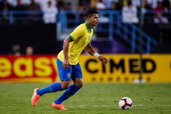 Thiago Silva sobre Messi com Tite: “Educação deve vir primeiro”