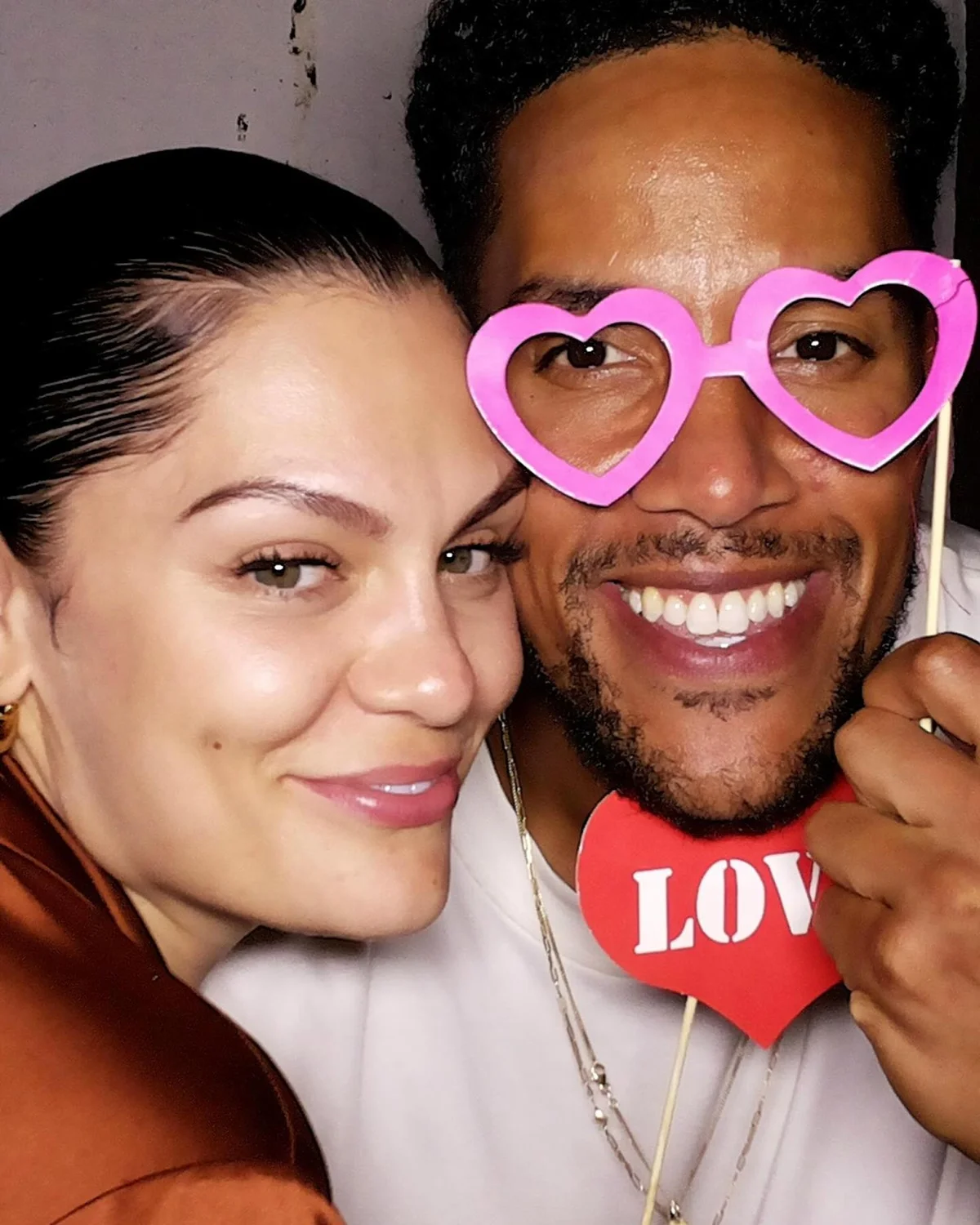 Jessie J falou sobre o término com Chanan Colman Jessie J falou sobre o término com Chanan Colman