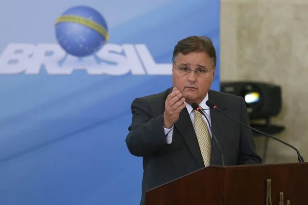 Maioria de Comissão de Ética vota por abrir processo contra Geddel