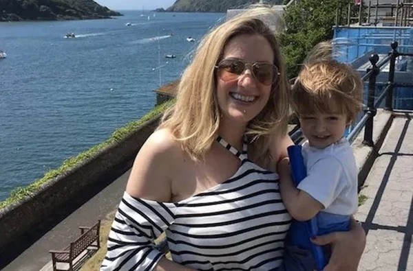 Morre apresentadora da BBC que anunciou ter poucos dias de vida