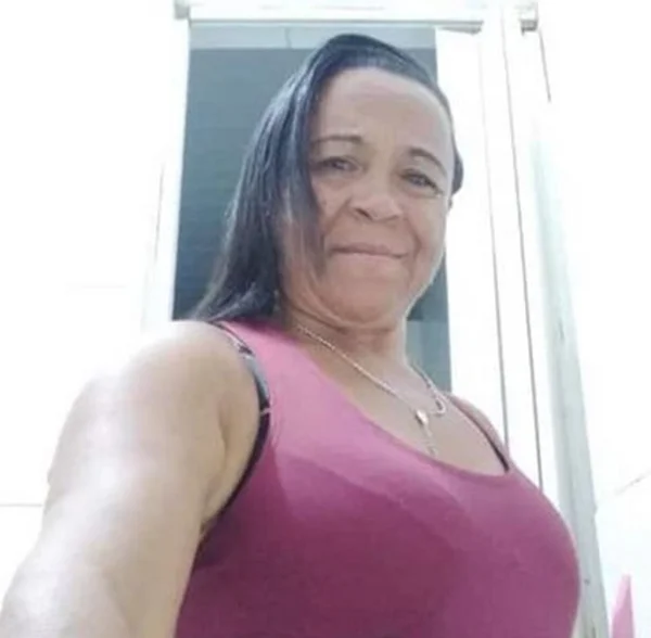 Imagem colorida de vítima de disparos de arma de fogo na Paraíba (Na foto: Patrícia Maria da Silva) - Metrópoles