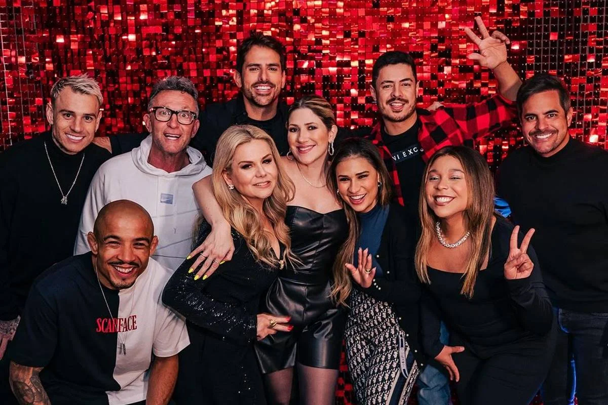 Rodrigo Branco é amigo de famosas, como Dani Calabresa, e foi acusado de racismo Rodrigo Branco é amigo de famosas, como Dani Calabresa, e foi acusado de racismo