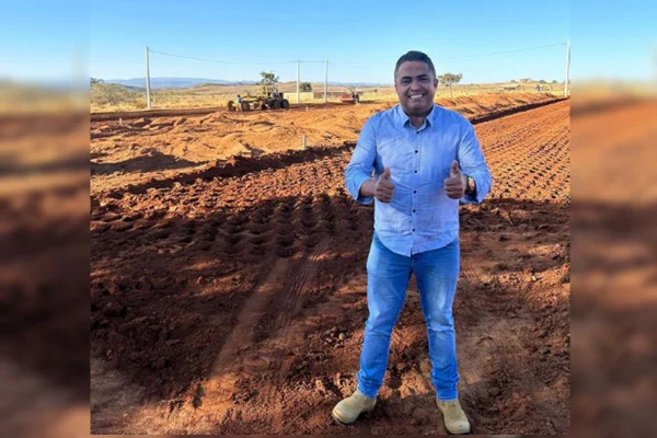 Joseleide Lázaro é reeleito para prefeitura de Padre Bernardo