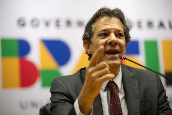 Imagem colorida do O ministro da Fazenda, Fernando Haddad