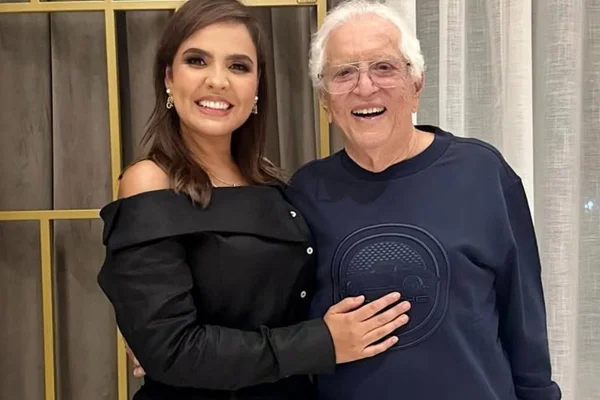 Quem é Renata Domingues, esposa de Carlos Alberto de Nóbrega - Metrópoles